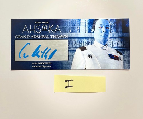 Star Wars AHSOKA Grand Admiral Thrawn 3x7in Plaque signed SWAU COA - Picture 4 of 7