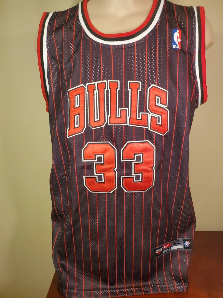 Scottie Pippen Chicago Bulls 33 Nike basketball jersey Sz 52, XL stitched