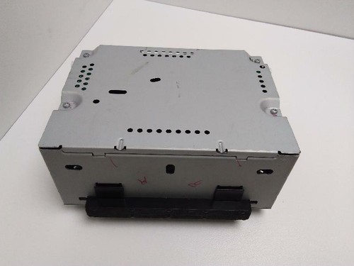 FORD FIESTA RADIO CD-PLAYER + DISPLAYBILDSCHIRM + BEDIENFELD / 3828947 - Bild 2 von 7