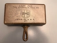 VERY RARE Griswold Cast Iron Loaf Pan - No. 877 - Erie PA 
