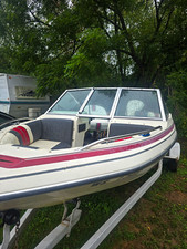 90 HP Johnson V4 W/ 1989 Glastron 160 Sierra