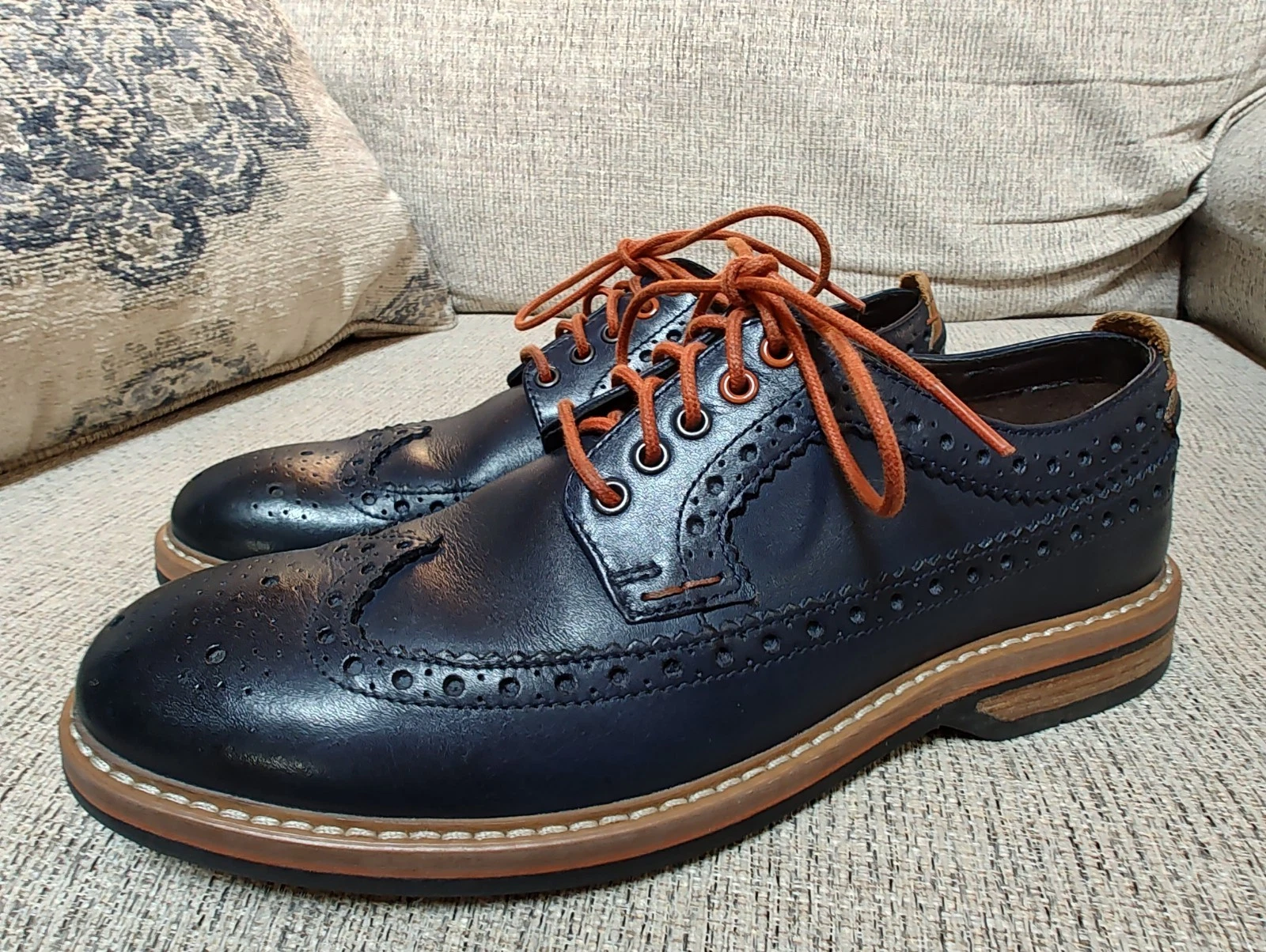 Scarpe Oxford Clarks nere in pelle con punta alare da uomo taglia 9M