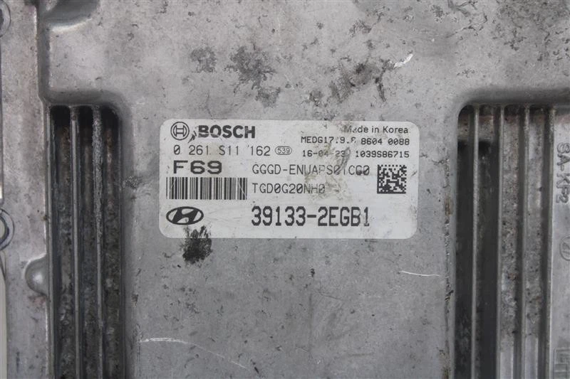 ECU ECM COMPUTER Hyundai Elantra 2016 16 2017 17 391332EGB1 1292574 - Image 3 of 4