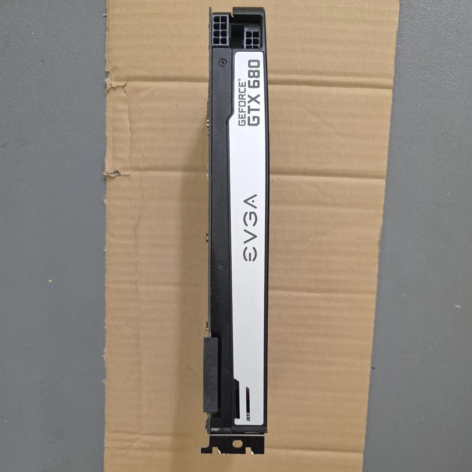 EVGA Nvidia GeForce GTX 680 Classified 4GB GDDR5 - Image 4 of 4