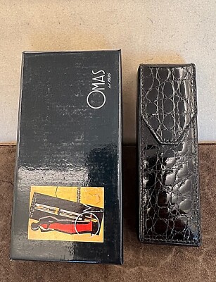 OMAS 2 SEATER CROCODILE BLACK CALFSKIN HARD PEN HOLDER CVL