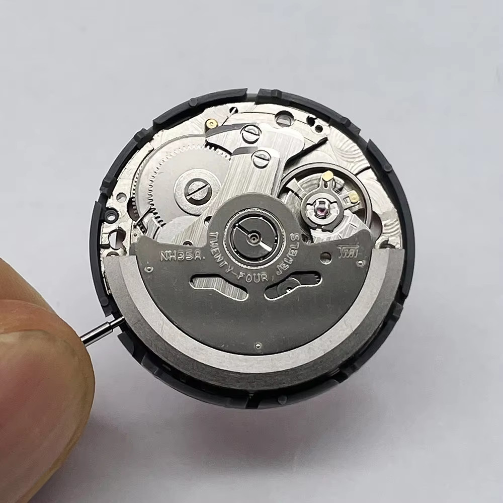 Mechanical Movement Modified Red Datewheel 3.0/3.8 Crown Japan Mod