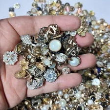 Vintage-now Costume Jewelry makeing Lots button Read Description 50pcs