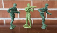 Vintage 5.5 inch Green Army Soldier Men - 3 pieces