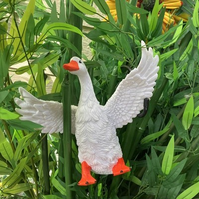 Duck In Flight Majestic White Bird 12 Inch Plastic Yard Patio lawn Decoration