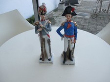 NAPOLÉON BONAPARTE.   2 STATUES EN PORCELAINE.