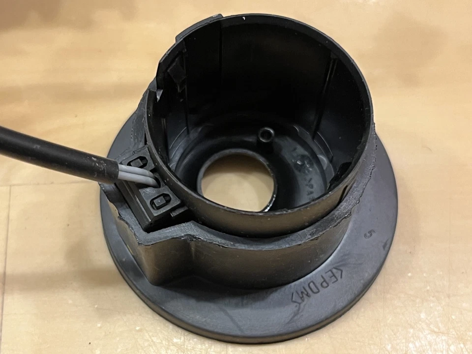 Centralina Immobilizzatore Peugeot 206 CC 1.6 BSM B5 9657608580 BSI 9653667680 - Immagine 3 di 4