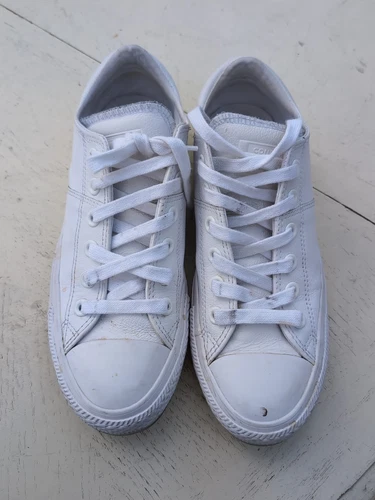 Converse Chuck Taylor in pelle taglia 8