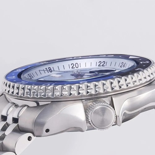 Seiko 5 Sports Automatic GMT Limited Edition 1000pcs Ice Blue Watch SSK029K1 - Picture 4 of 5