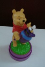 Winnie the Pooh FIGURINE STAMPS POOH 3''