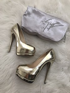 giuseppe zanotti peep toe heels