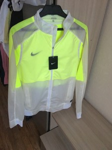 revolution jacket nike