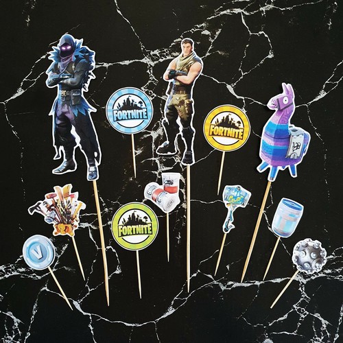 Set of Fort nite Cake Toppers - Picture 2 of 2