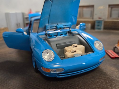 PORSCHE 911 CARRERA (1993) 1:18 Bburago Idee+Spiel EXCLUSIV LIMITED EDITION - Bild 8 von 13