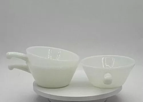 Fire King Milk Glass Soup Chili Bowls w/ Handles, Set of 3, 1940s Vintage!