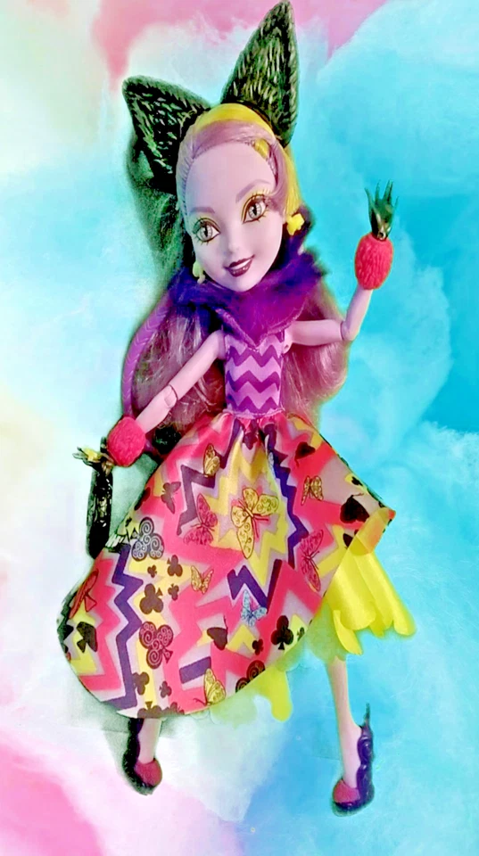 SALE: Cheshire Cat Collection: Kitty Cheshire, Disney, & Vintage NY (Wonderland) - Image 2 of 4