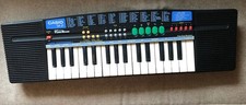 Casio SA-21 Electric Synth Keyboard Portable 100 Sound Tone Bank Dual Speakers