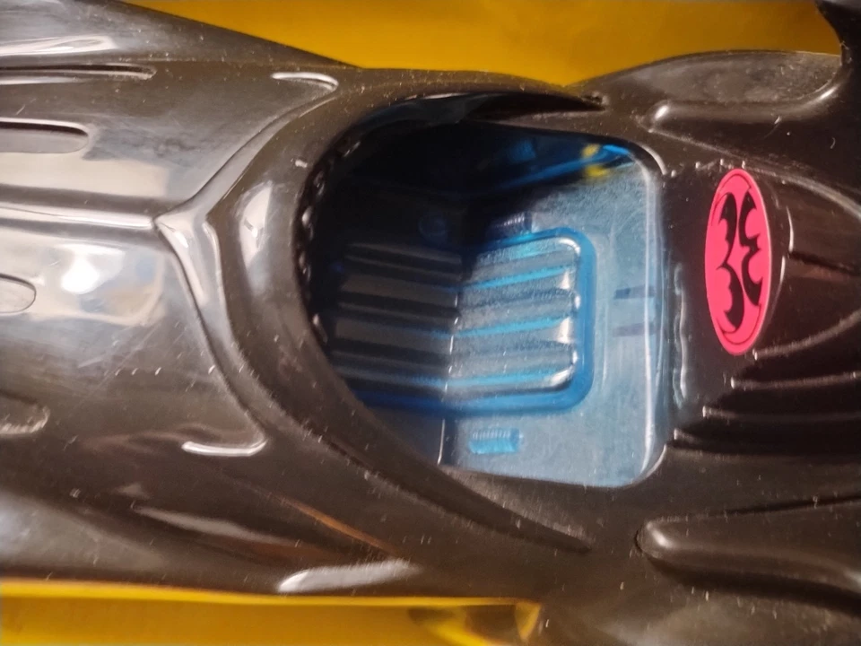 Batimóvil KB Toys Kenner Batman & Robin 1997 control remoto Foto 3 de 4