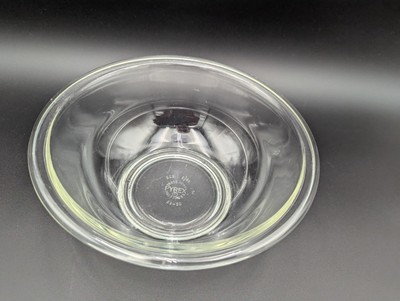 PYREX #323 Mixing Bowl Originals Clear  1.5 Liter Clear Glass Corning