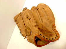 vintage Wilson "Catfish Hunter" autograph model, 2261 baseball glove / mitt