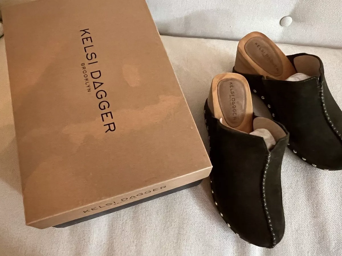 Kelsi hotsell dagger clogs