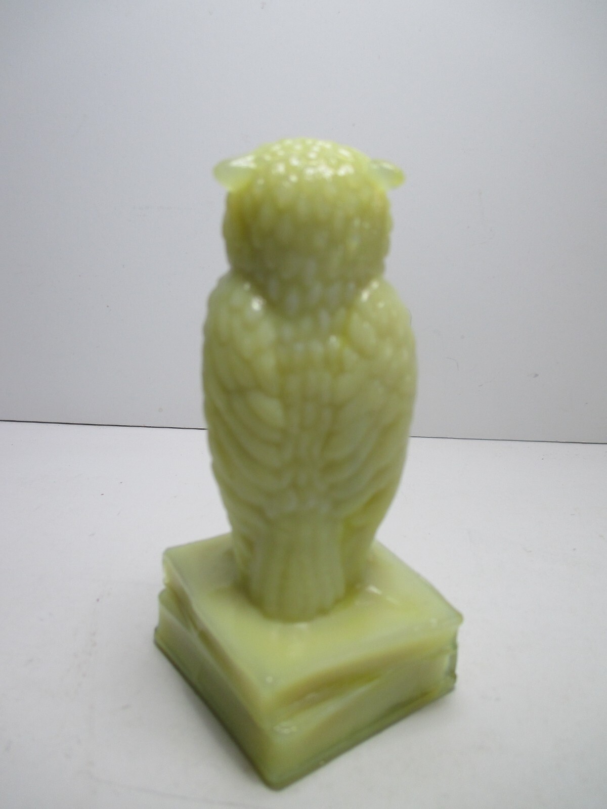 Vtg Degenhart Glass Custard Owl On Books Figurine Paperweight 3.5" Glows Orange