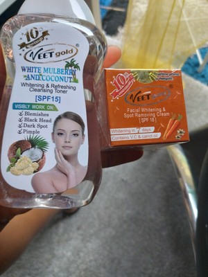 veet gold facial toner