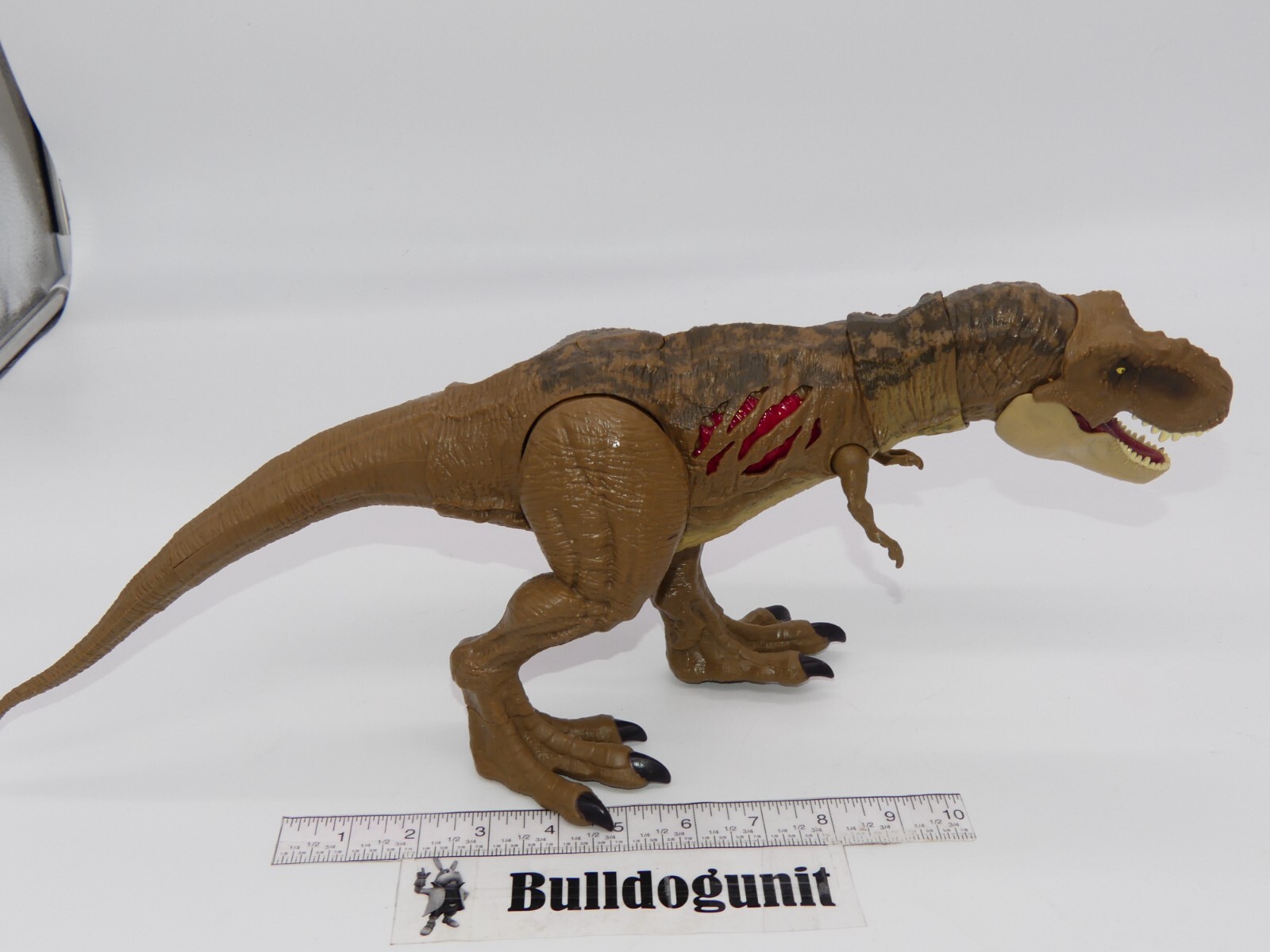 Jurassic World Dinossauro de brinquedo Extreme Damage T.Rex, Multicolorido