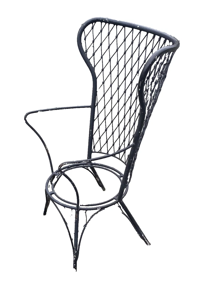 PAR DE SILLAS DE EXTERIOR DE MEDIADOS DE SIGLO ACERO, RESPALDO DE ALAMBRE ESTILO PAVO REAL Pic Up Foto 2 de 4