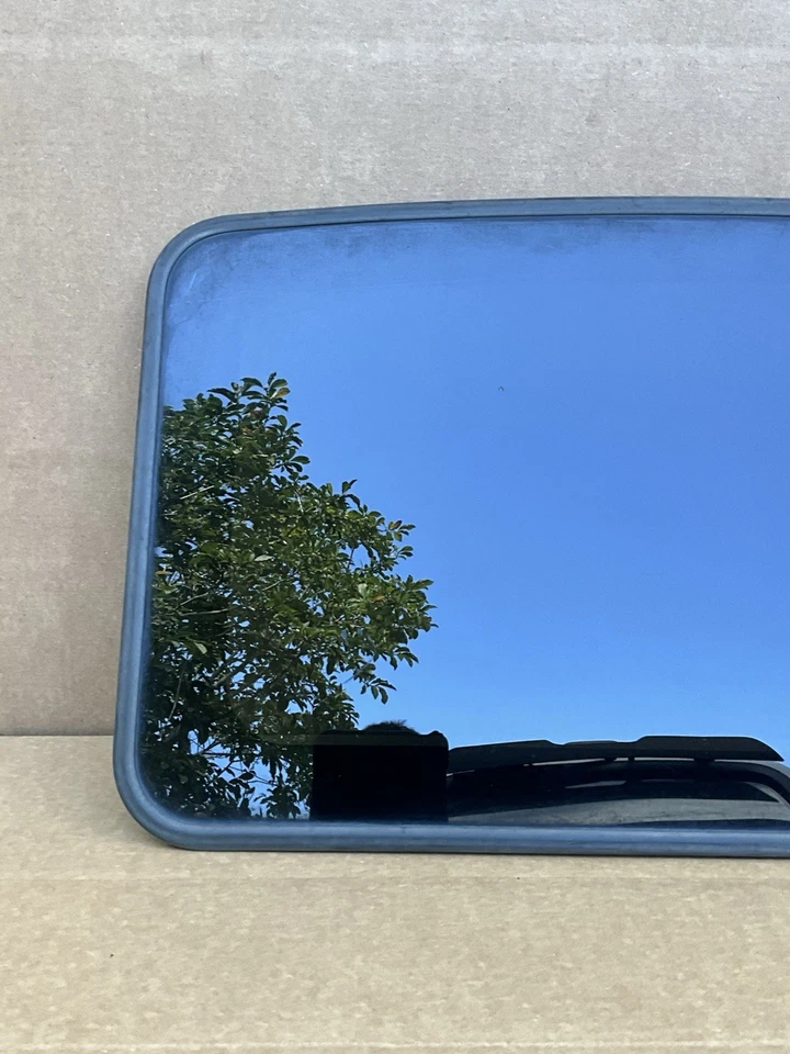 2000-2002 Lincoln LS Sunroof Sun Roof Glass Window OEM - Image 2 of 4