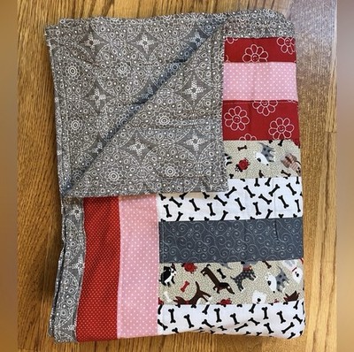 Patchwork Dog Theme Lap Quilt, Pet Quilt, Cotton Crib Quilt, Kids Bedding