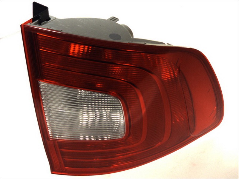 2x ✅Fits MAGNETI MARELLI 714021481701 Rear lamp Left 714021481701 do ⭐UK Seller⭐