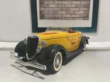 1:18 SOLIDO FORD V8 COCA COLA  [NO BOX]