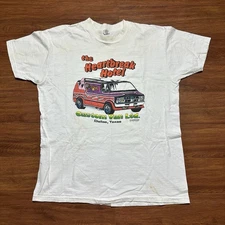 Vintage The Heartbreak Hotel Custom Van Ltd Shirt XL S/S Dallaswood 70s Tee USA