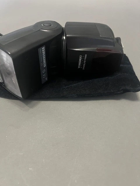 YONGNUO Speedlite YN-560-III Shoe Mount Flash for Canon - Image 3 of 4