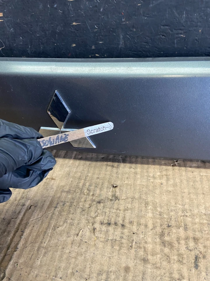 2007 to 2013 Mitsubishi Outlander Rear Hatch Tailgate Trim Molding OEM O6281 DG - Image 4 of 4