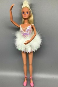 sindy doll ballerina