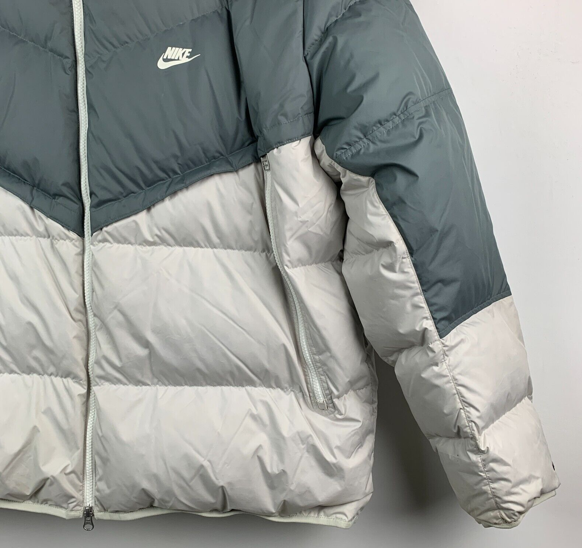 Nike Puffer Jacket Storm-FIT Windrunner PRIMALOFT Hood Zip Pockets