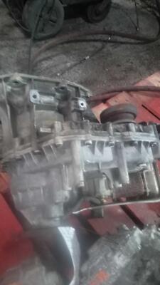 2002 Ford Explorer 4WD Transfer Case Assembly OEM 155k Miles Black