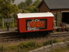 Hornby OO R.009 "Golden Shred" Closed Van, Boxed Mint condition oo gauge wagon