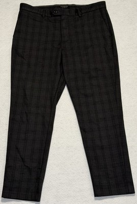 Banana Republic Men s Slim Tapered Dress Pants | Black Plaid | Size 36x32