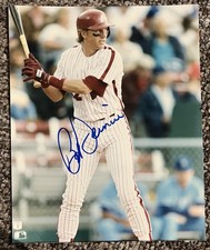 Bob Dernier Signed 8x10 Philadelphia Phillies Autographed photo - COA