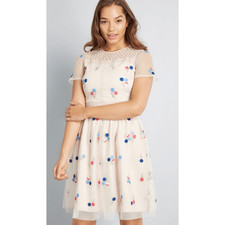 ModCloth Coquette Dreamy Details Floral Embroidered Mesh Fairy Dress Small Blush