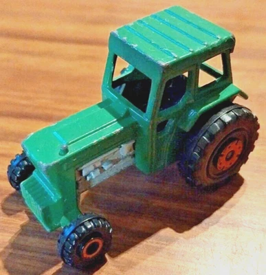 MATCHBOX SUPERFAST No.46 FORD TRACTOR RARE COLOUR - Image 1 of 4
