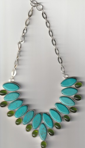 The length of the necklace Turquoise, Peridot necklace 3 mm turquoise 1.5 mm par - Picture 7 of 10