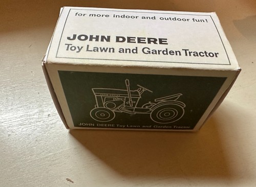 John Deere 110 Ertl Tractor Box #538 - Empty + Decal #7 - Picture 2 of 4